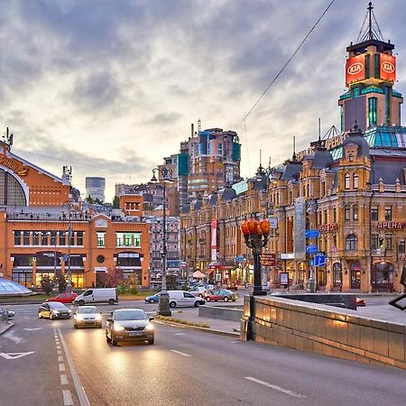 Sauna, Big Jacuzzi , Khreshchatyk Apartments Kiev Ngoại thất bức ảnh