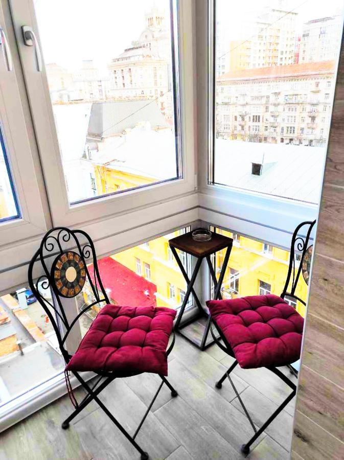 Sauna, Big Jacuzzi , Khreshchatyk Apartments Kiev Ngoại thất bức ảnh