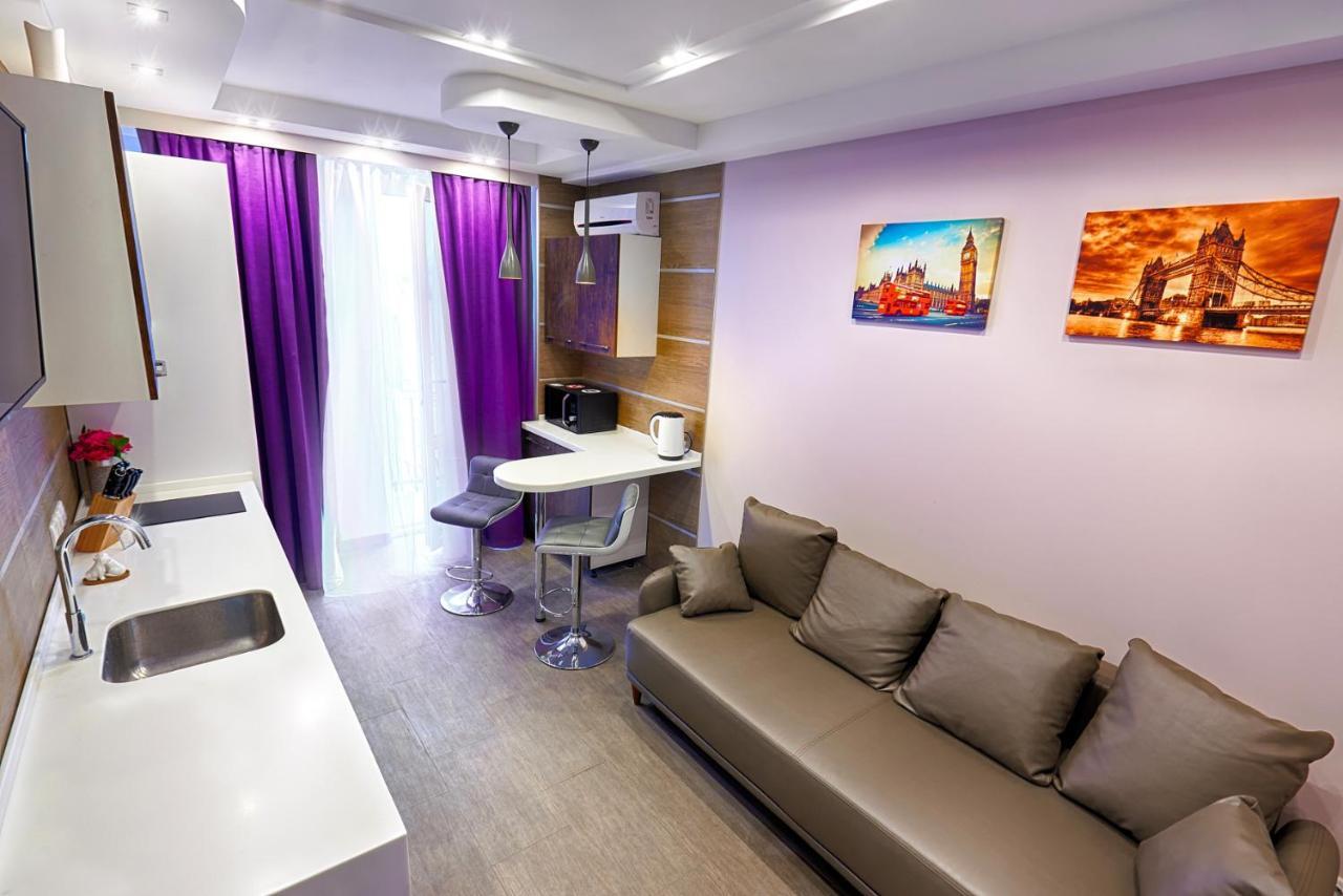 Sauna, Big Jacuzzi , Khreshchatyk Apartments Kiev Ngoại thất bức ảnh