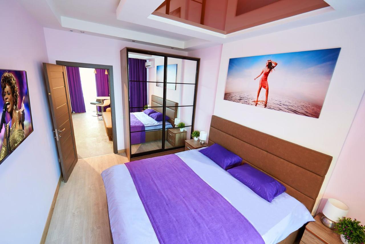 Sauna, Big Jacuzzi , Khreshchatyk Apartments Kiev Ngoại thất bức ảnh