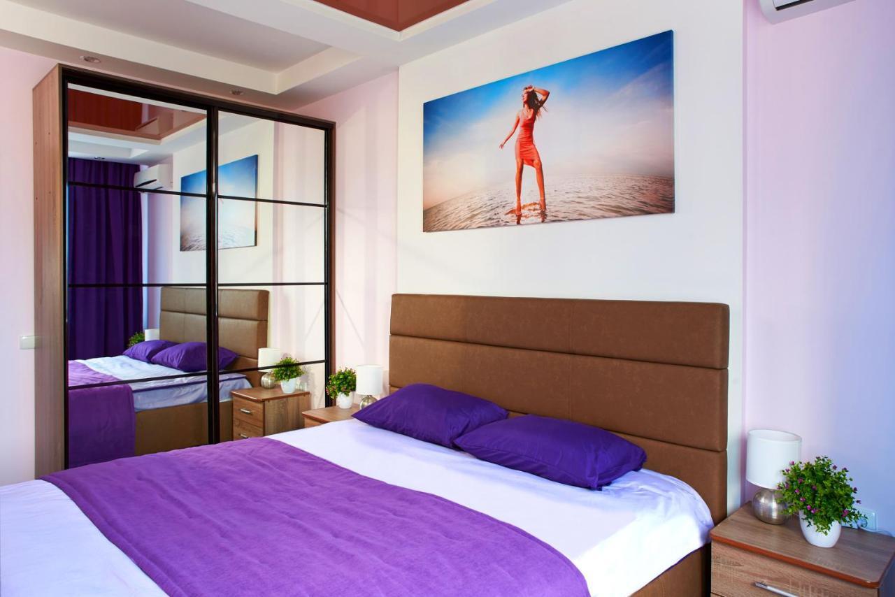 Sauna, Big Jacuzzi , Khreshchatyk Apartments Kiev Ngoại thất bức ảnh